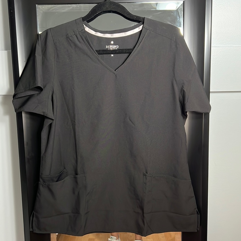 Scrub top